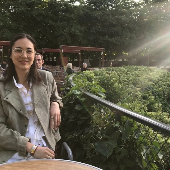 Meet your Posher, Emma - Picture 1 of 1